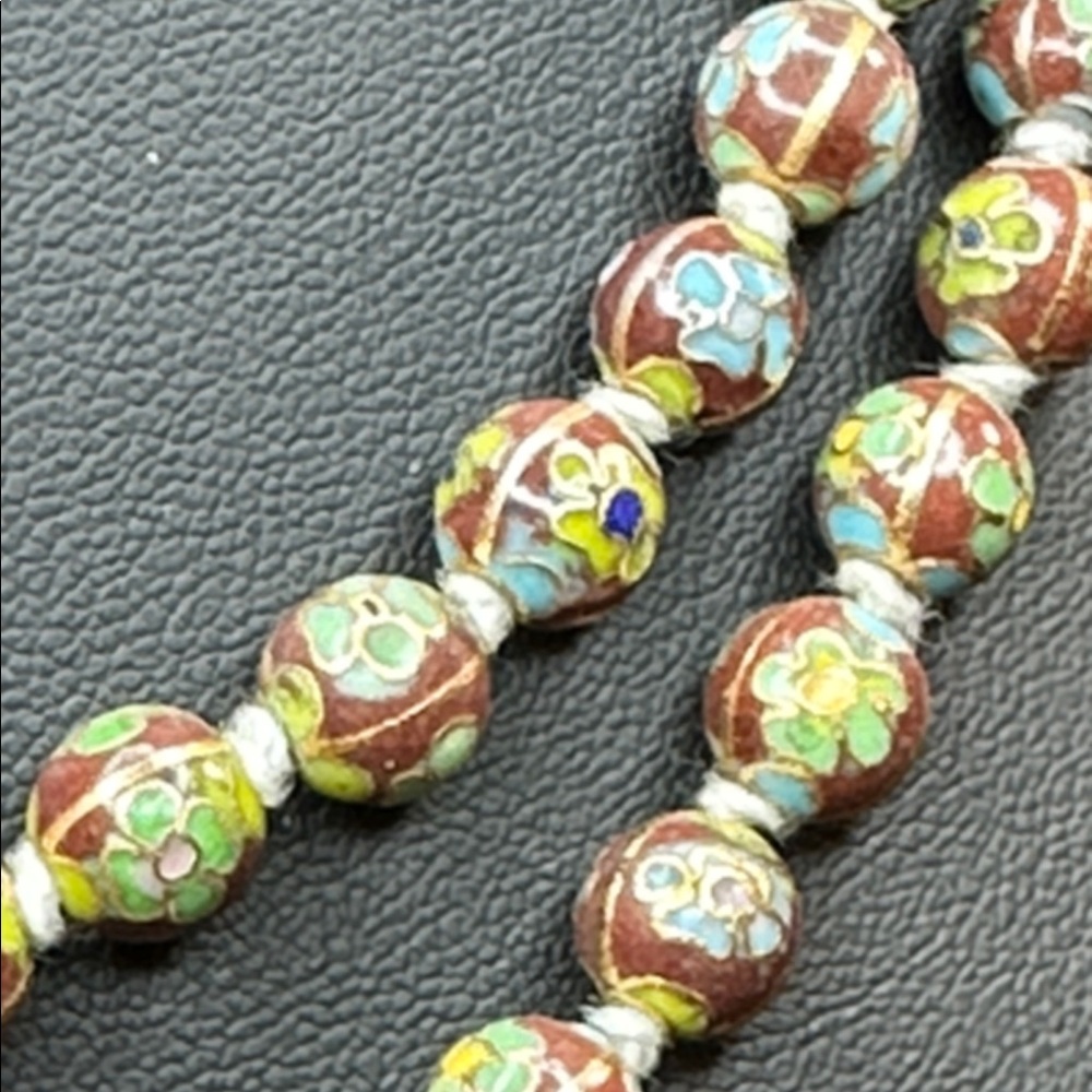 Chinese Cloisonné Box Clasp Hand Knotted 33” Necklace - Picture 6 of 12
